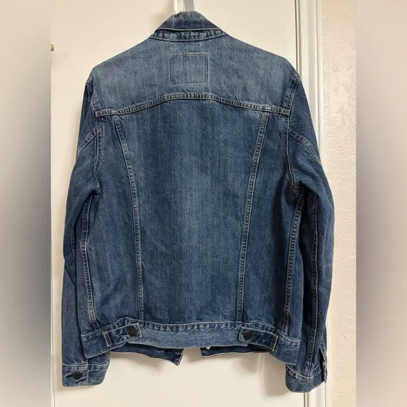 Levi's Men's Medium Blue Denim Jacket - Picture 2 of 9